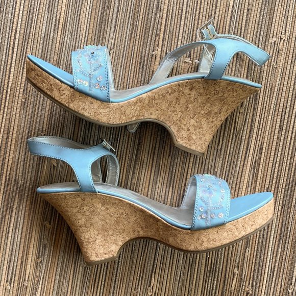 Fioni Baby Blue Satin Shoes with Embellishments & Cork-Wedge Sandals - Size 11W - Picture 3 of 10
